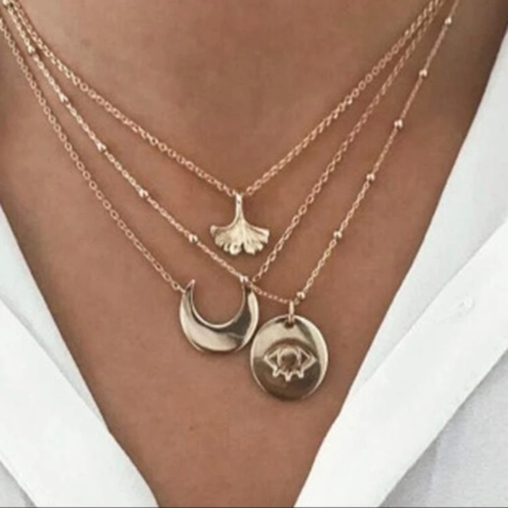 3/$30 💛 Multi Layered Charm Necklace